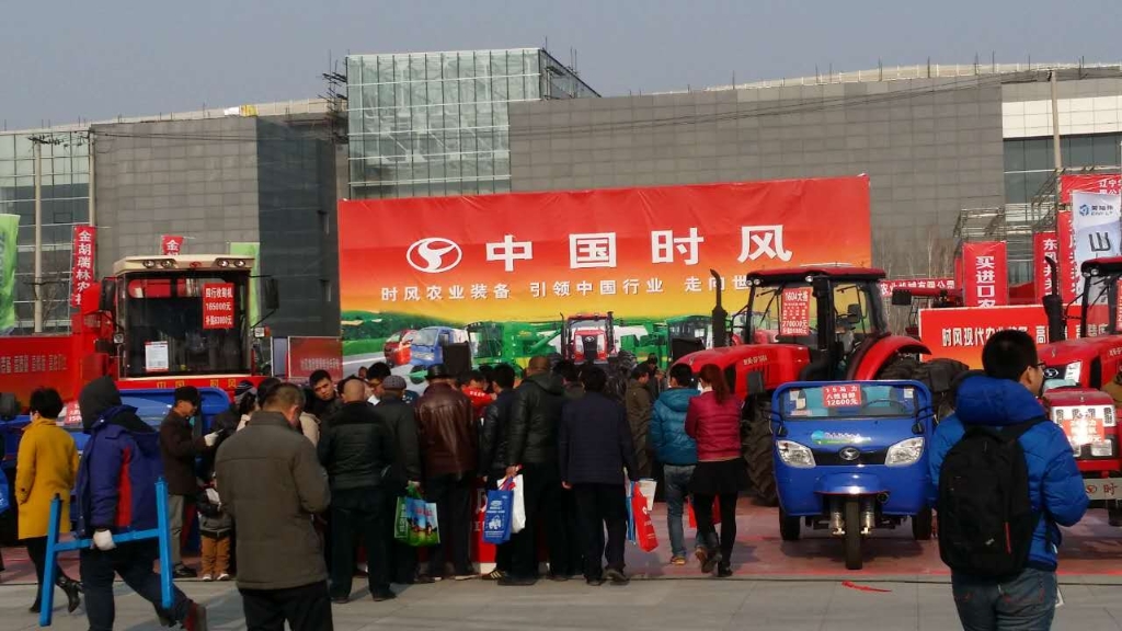 东北农机展会第一站（辽宁铁岭）——德赢产品引爆全场
